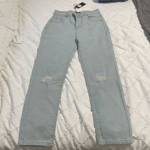 boohoo, US size 4, style:high waist distressed mom jeans light blue, ripped
